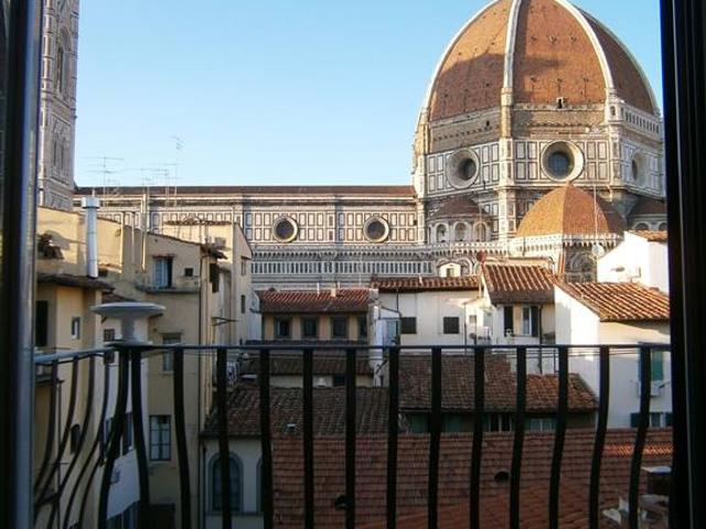 Appartamento in affitto a Firenze zona Centro storico rif. 1/0789