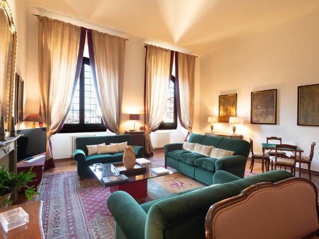 Appartamento in affitto a Firenze zona Duomo rif. 7698RA63864