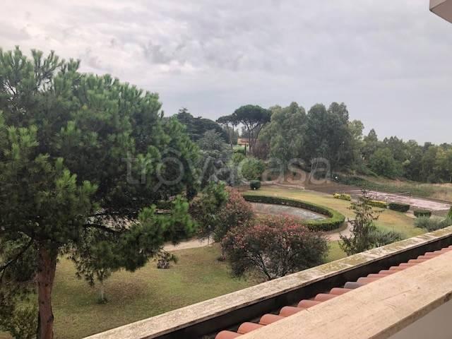 Appartamento in affitto a Fiumicino via Aurelia, riscaldamento autonomo, parzialmente arredato, buono stato TrovaCasa