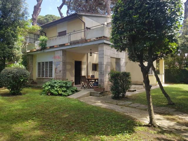 Appartamento in affitto a Fiumicino via Portoscuso, 15, arredato, giardino privato, lavatrice TrovaCasa