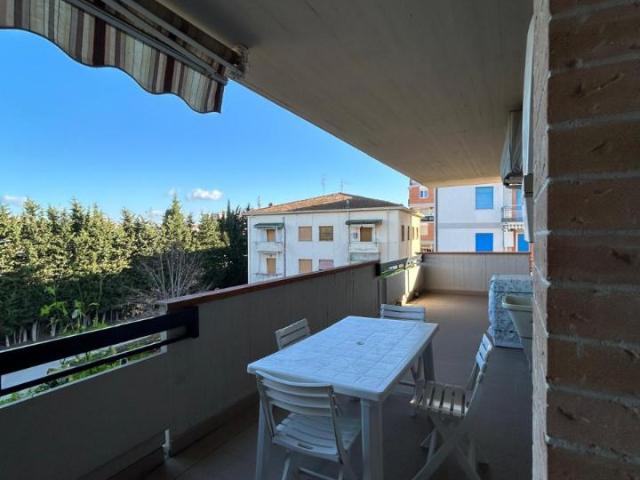 Appartamento in affitto a Follonica