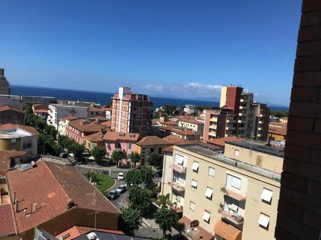Appartamento in affitto a Follonica via Matteotti, 3, vista mare, lavatrice, aria condizionata TrovaCasa