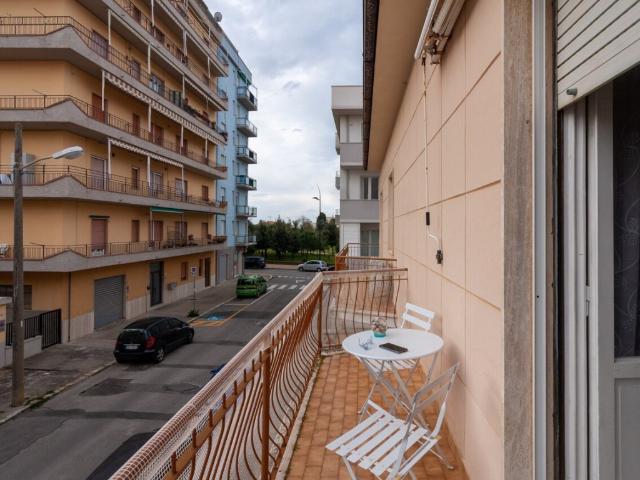 Appartamento in affitto a Follonica via Rossini, 46, ultimo piano, centrale, lavanderia TrovaCasa