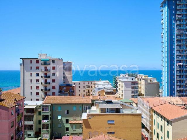 Appartamento in affitto a Follonica via Trento, arredato, terrazzo, vista mare TrovaCasa