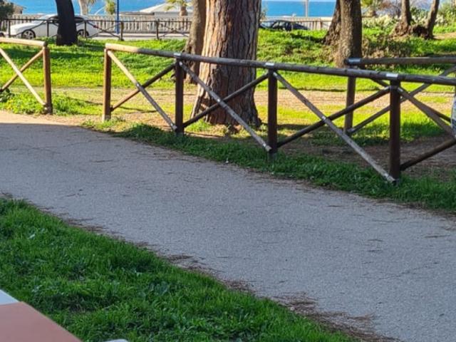 APPARTAMENTO in AFFITTO a FOLLONICA NUOVA di 5 vani