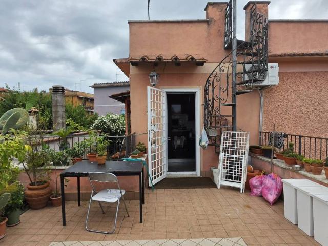 Appartamento in affitto a Formello RM