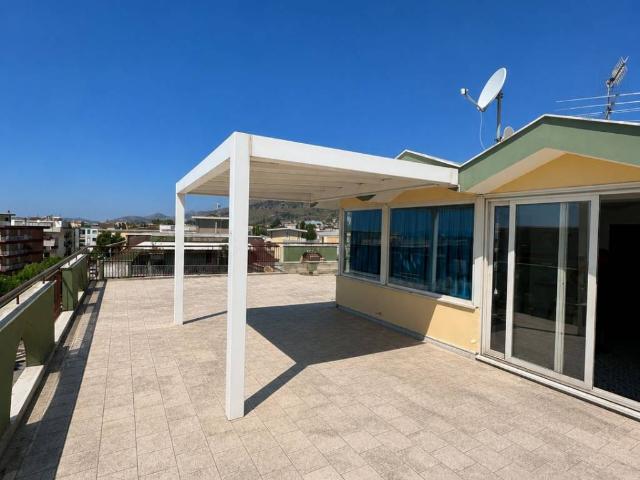 Appartamento in affitto a Formia LT