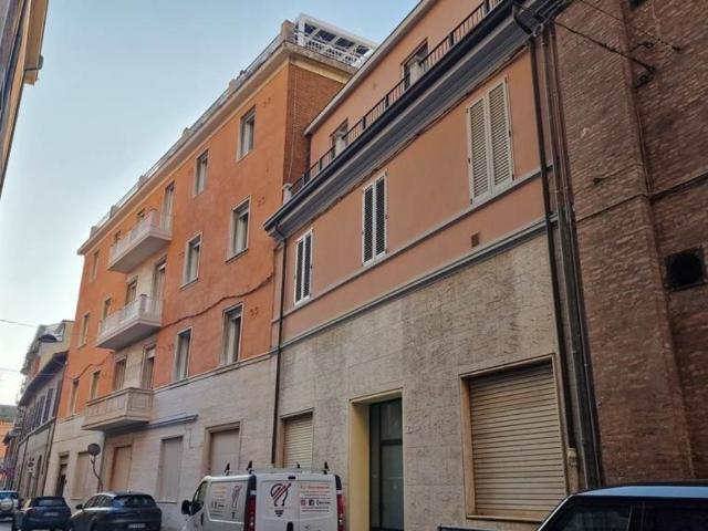 Appartamento in affitto a Forlì, arredato, ascensore, centrale TrovaCasa