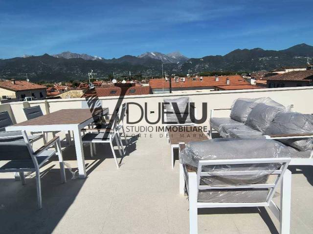 Appartamento in Affitto a Forte dei Marmi