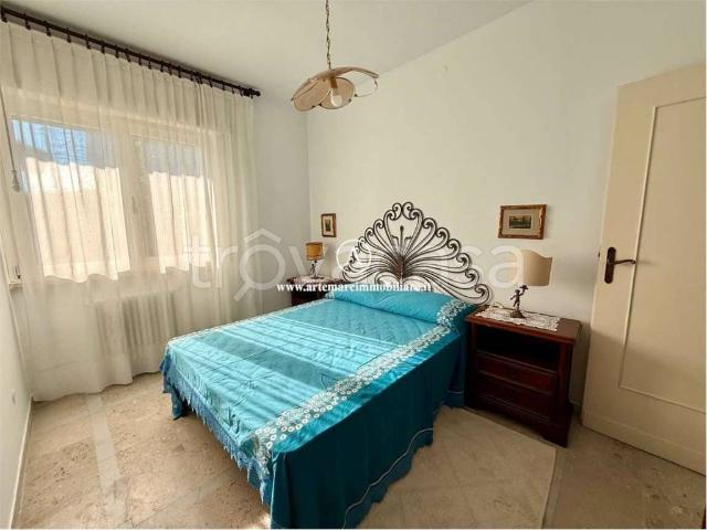 Appartamento in affitto a Forte dei Marmi via del Paradiso, arredato, terrazzo, ascensore TrovaCasa