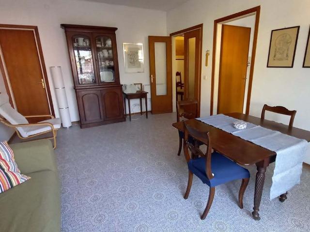 Appartamento in affitto a forte dei marmi vittoria apuana