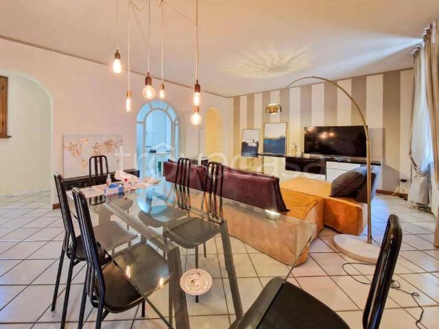 Appartamento in affitto a Forte dei Marmi piazzetta Tonini, 6, centrale, aria condizionata, balcone TrovaCasa