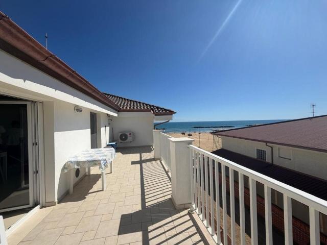 Appartamento in affitto a Francavilla al Mare viale Maiella, 23/a, arredato, terrazzo, vista mare TrovaCasa