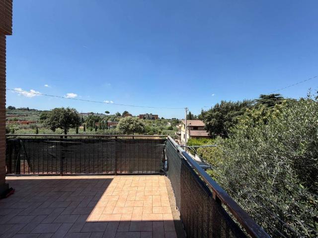 Appartamento in affitto a Frascati RM