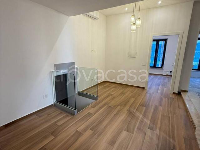 Appartamento in affitto a Frascati via Mentana, 23, parzialmente arredato, lavatrice, lavastoviglie TrovaCasa