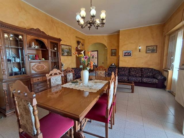 Appartamento in affitto a Frosinone, Centro
