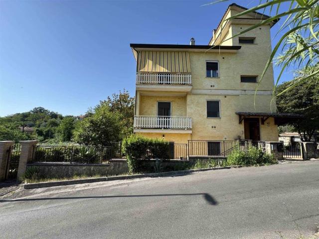 Appartamento in affitto a Frosinone FR