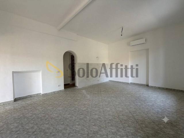 Appartamento in affitto a Frosinone, non arredato/vuoto, posto auto, ristrutturato TrovaCasa