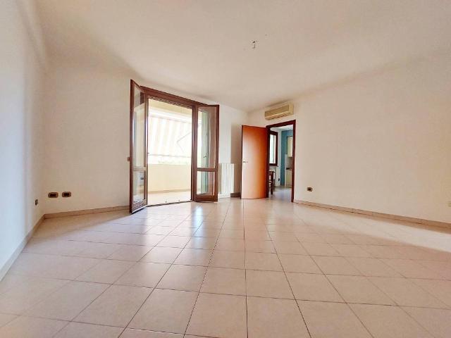 Appartamento in affitto a Gualtieri RE