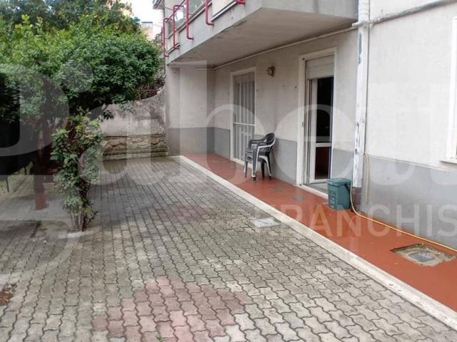 Appartamento in affitto a Gaeta via Cristoforo Colombo, 14, arredato, giardino privato, posto auto TrovaCasa