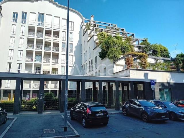Appartamento in affitto a Gallarate via Achille Cadolini, arredato, box, terrazzo TrovaCasa