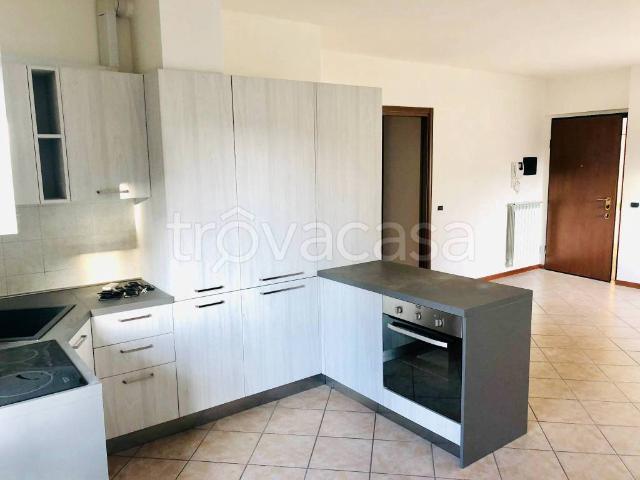 Appartamento in affitto a Gallarate via Varese, box, terrazzo, ascensore TrovaCasa