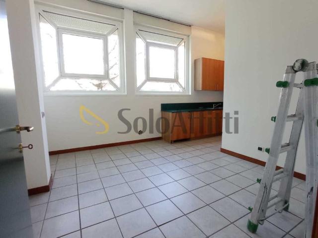 Appartamento in affitto a Gallarate, box, parzialmente arredato, ascensore TrovaCasa