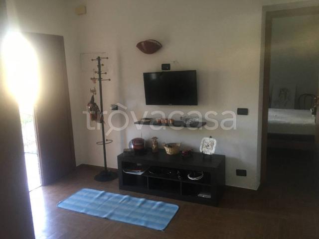 Appartamento in affitto a Gallese viale San Famiano, arredato, giardino privato, cucina abitabile TrovaCasa