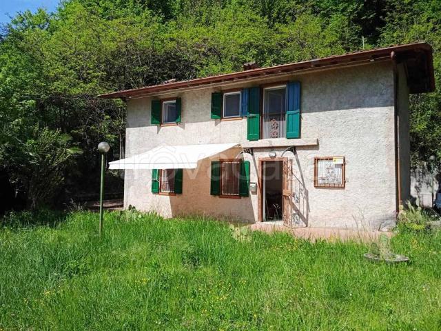 Appartamento in affitto a Gardone Riviera, arredato, giardino privato, angolo cottura TrovaCasa