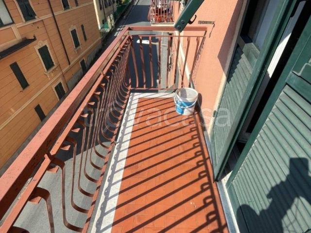 Appartamento in affitto a Genova via Campomorone, non arredato/vuoto, balcone, cucina abitabile TrovaCasa