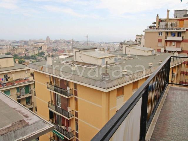 Appartamento in affitto a Genova via Carlo Antonio Tavella, Castelletto
