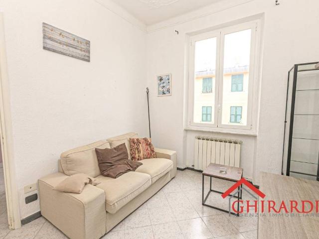 Appartamento in affitto a Genova via Andrea del Sarto, ascensore, luminoso, cucina abitabile TrovaCasa