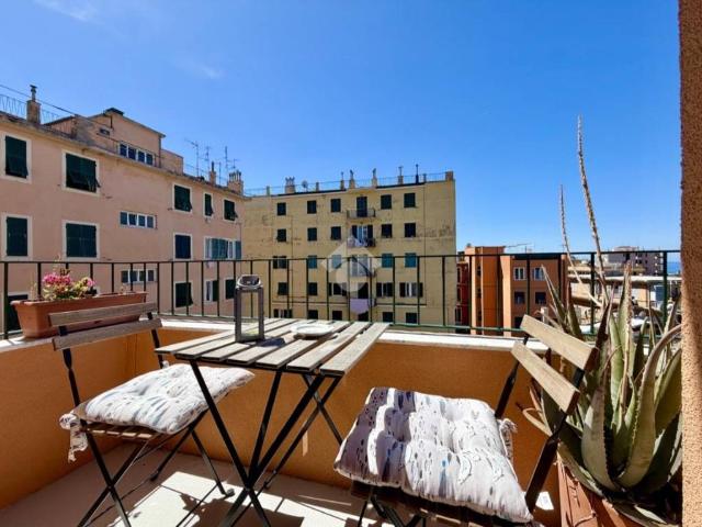 Appartamento in affitto a Genova via Gabriele Rossetti, 10, Quarto