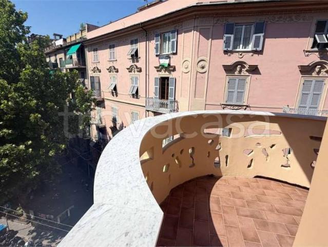 Appartamento in affitto a Genova via Giovanni Rasori, 2, Rivarolo