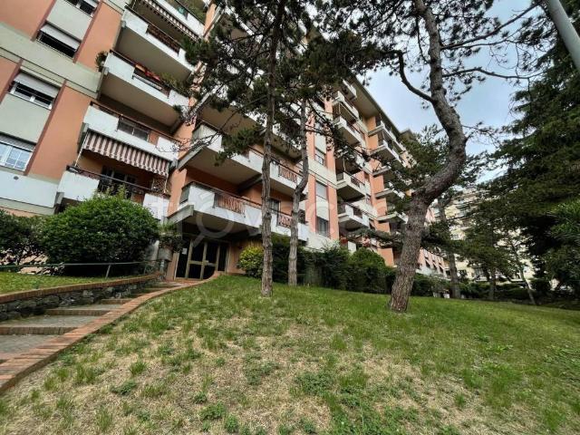 Appartamento in affitto a Genova via Emilio Salgari, box, terrazzo, vista panoramica TrovaCasa