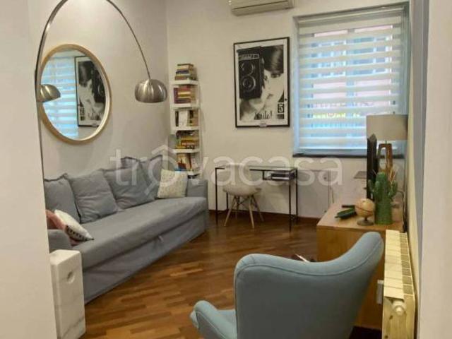 Appartamento in affitto a Genova via Felice Cavallotti, Albaro