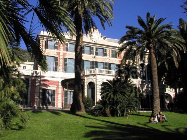 Appartamento in affitto a Genova via Felice Gazzolo, arredato, giardino privato, balcone TrovaCasa