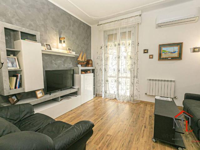 Appartamento in affitto a Genova via Fratelli Meldi, 10, arredato, balcone, cucina abitabile TrovaCasa