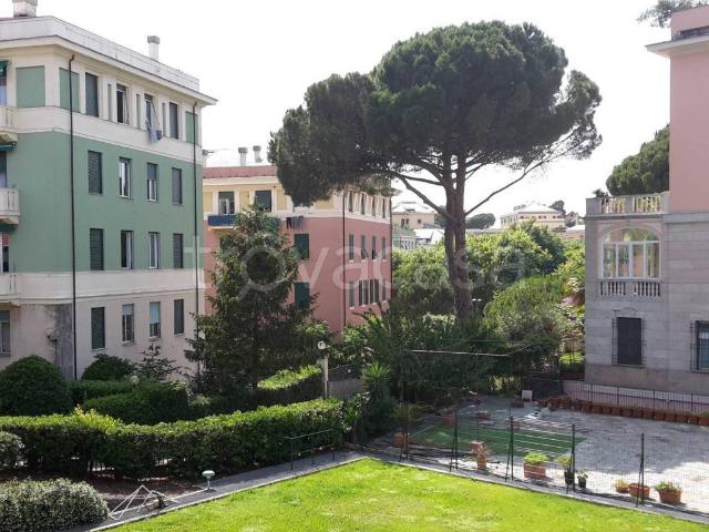 Appartamento in affitto a Genova via Oreste De Gaspari, luminoso, balcone, cucina abitabile TrovaCasa