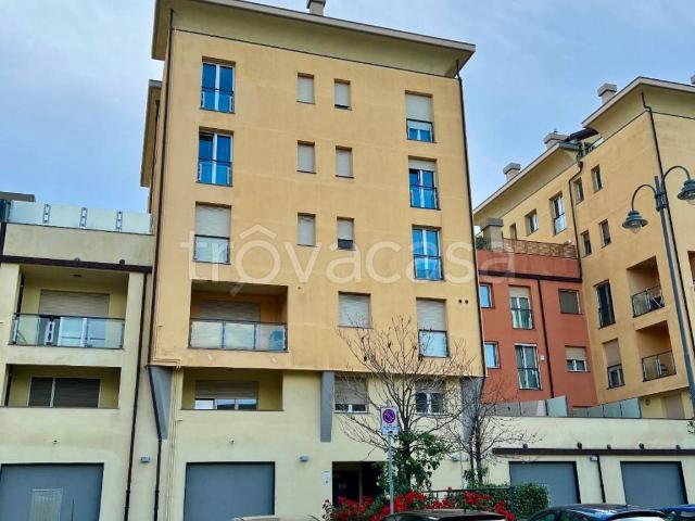Appartamento in affitto a Genova via Luigi Cibrario, 33, arredato, box, ascensore TrovaCasa