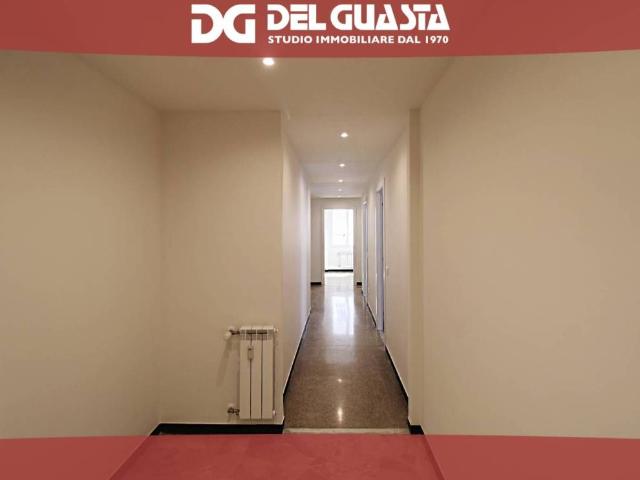 Appartamento in affitto a Genova via Luigi Gherzi, non arredato/vuoto, ascensore, riscaldamento centralizzato TrovaCasa