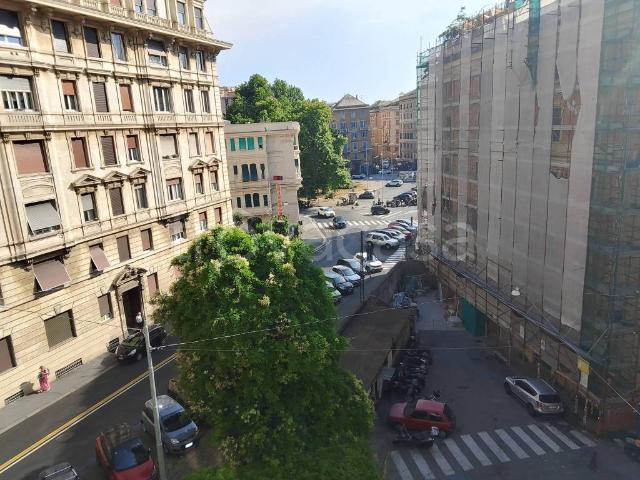 Appartamento in affitto a Genova via Montevideo, 2, non arredato/vuoto, box, ristrutturato TrovaCasa
