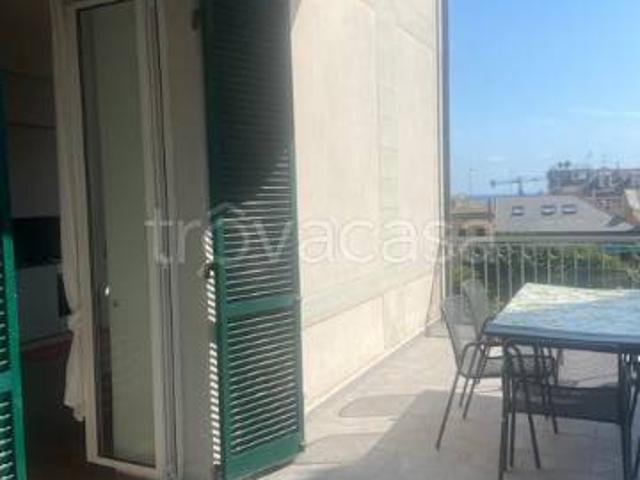Appartamento in affitto a Genova via Marco Sala, arredato, terrazzo, vista mare TrovaCasa