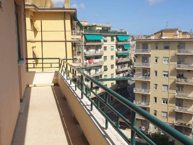 Appartamento in affitto a Genova via Negroponte, arredato, ascensore, balcone TrovaCasa