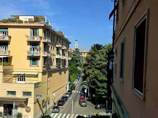 Appartamento in affitto a Genova via Pisa, 2, non arredato/vuoto, box, balcone TrovaCasa