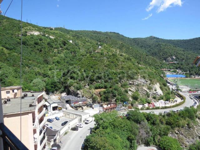 Appartamento in affitto a Genova via Taranto, 16, parzialmente arredato, ristrutturato, vista aperta TrovaCasa