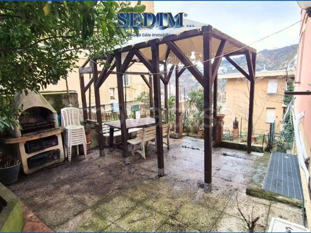 Appartamento in affitto a Genova via Umberto Fracchia, arredato, giardino privato, box TrovaCasa