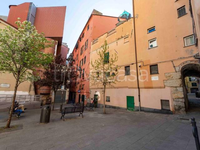 Appartamento in affitto a Genova vico di Santa Fede, 4, arredato, centrale, cucina a vista TrovaCasa