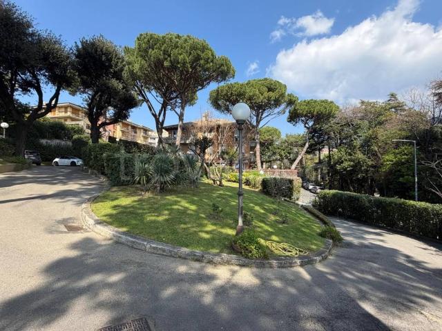 Appartamento in affitto a Genova, arredato, giardino privato, terrazzo TrovaCasa