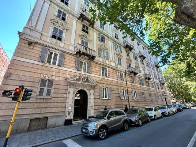 Appartamento in affitto a Genova corso Torino, 24, arredato, riscaldamento autonomo, porta blindata TrovaCasa
